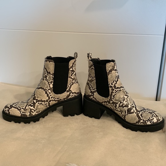 HARLOW BOOTS - Picture 5 of 8